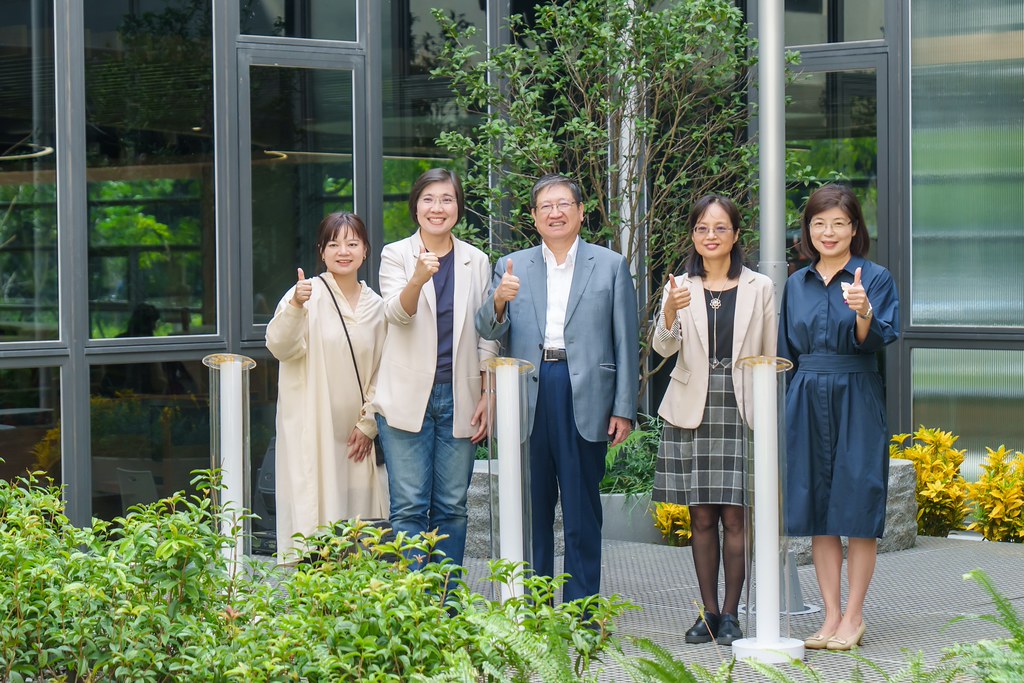 [活動攝影]新竹縣立總圖書館 試營運揭幕-最專業的團隊完成每場完美活動攝影，拍的不只好更要快! #即拍即印