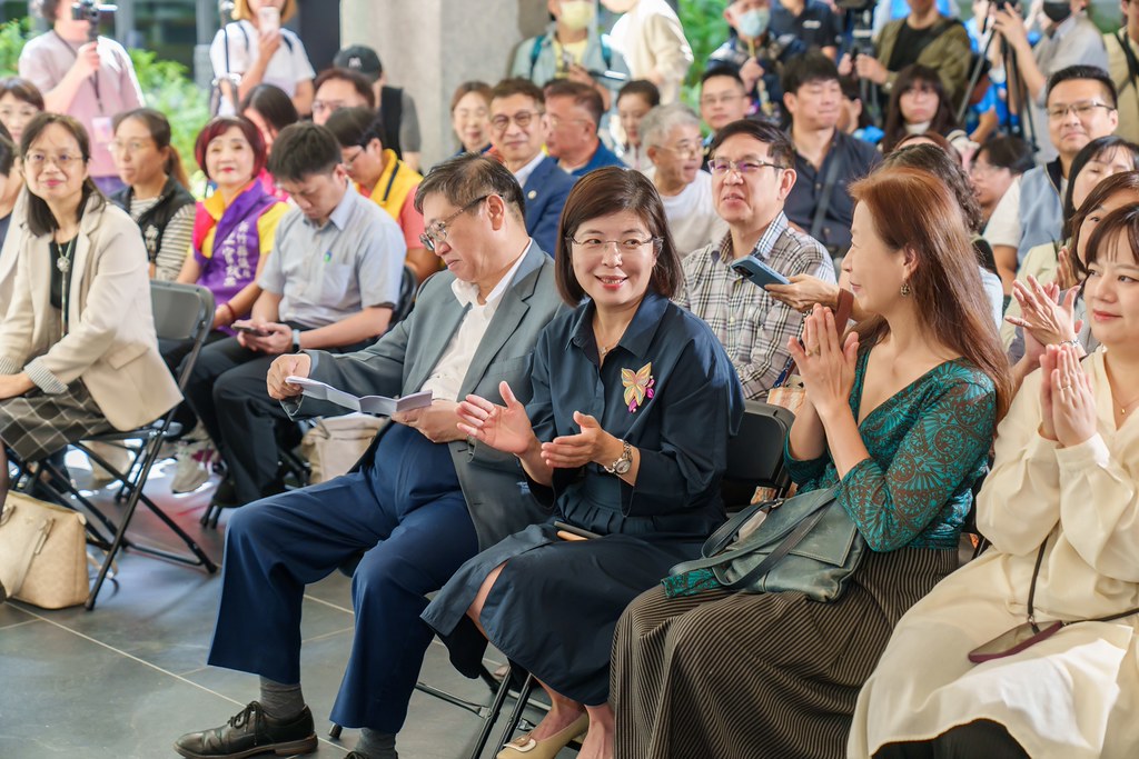 [活動攝影]新竹縣立總圖書館 試營運揭幕-最專業的團隊完成每場完美活動攝影，拍的不只好更要快! #活動拍立得