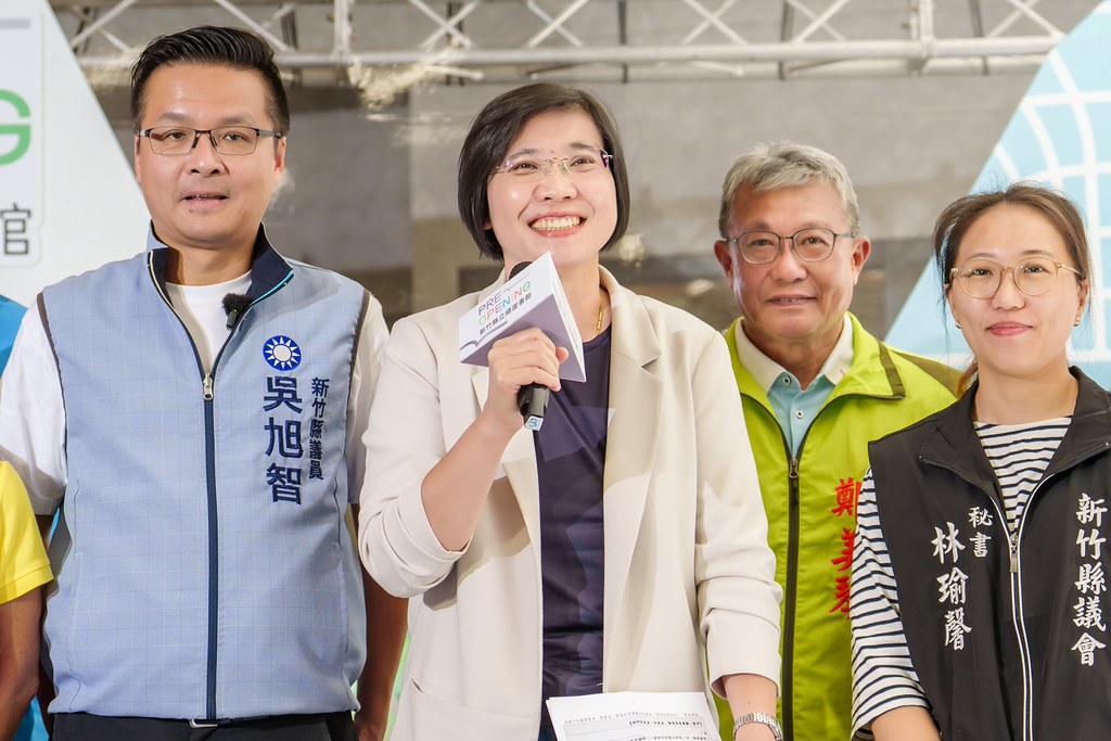 [活動攝影]新竹縣立總圖書館 試營運揭幕-最專業的團隊完成每場完美活動攝影，拍的不只好更要快! #活動拍立得